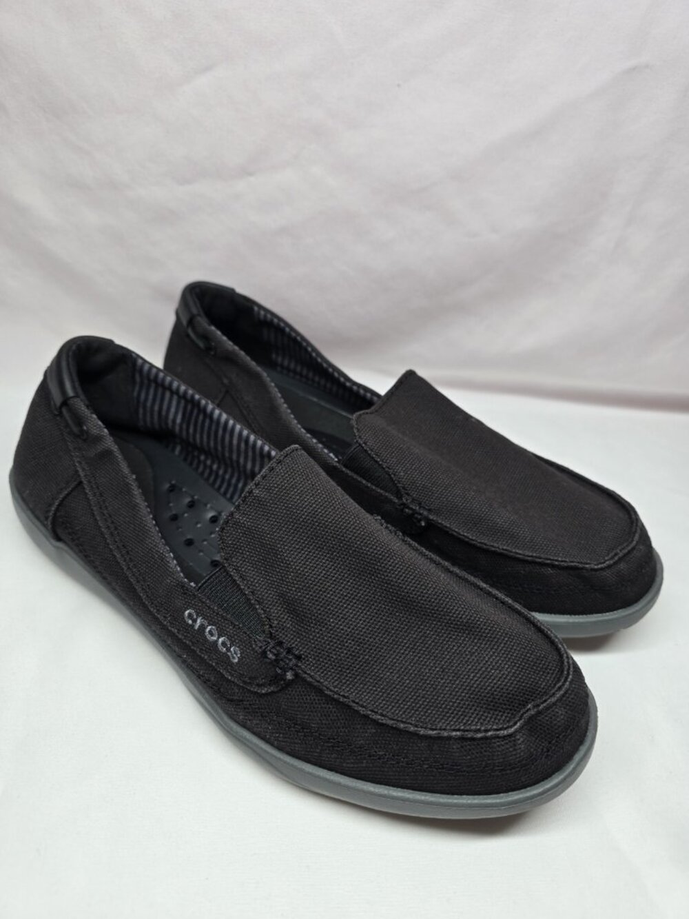Crocs Comfort Walu Black Canvas Loafers Slip On Boat Shoes Womens Size 10